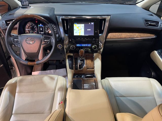 ALPHARD 3.5  第7張相片