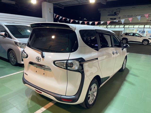 SIENTA 1.8  第5張相片