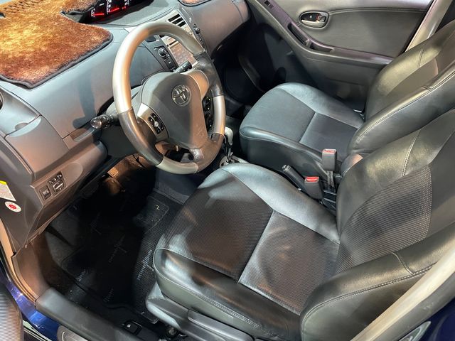 YARIS 1.5  第8張相片