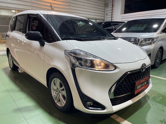 SIENTA 1.8  第3張相片