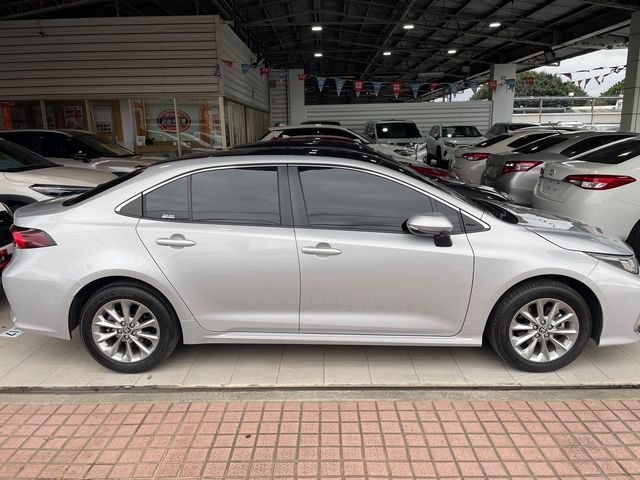 ALTIS 1.8  第4張相片