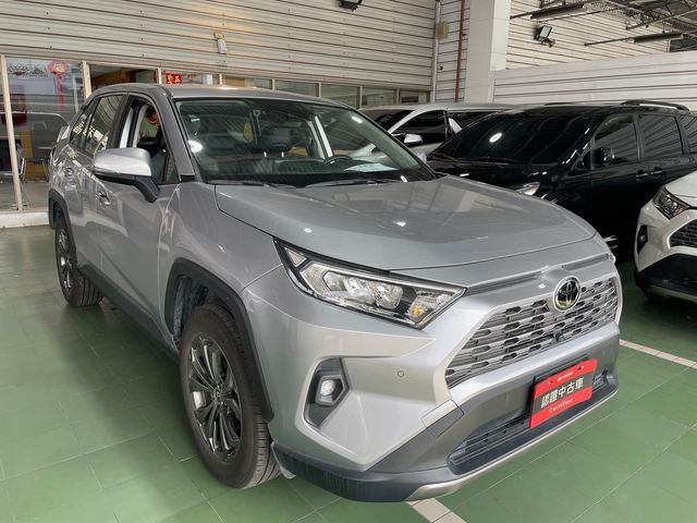RAV4 2.0  第3張相片