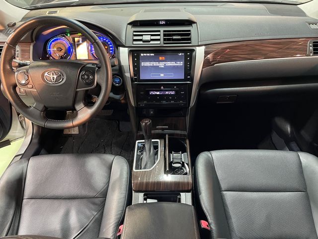 CAMRY 2.5 HV  第7張相片