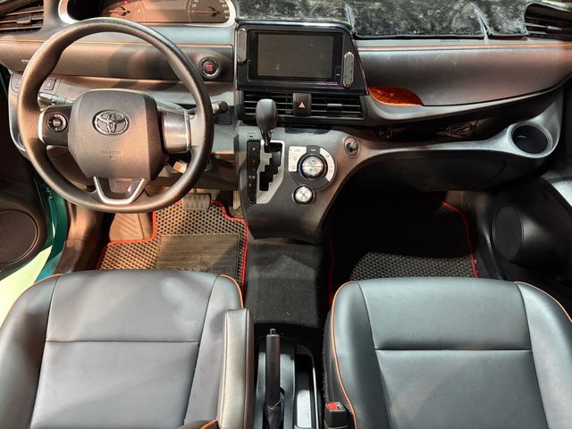 SIENTA 1.8  第7張相片