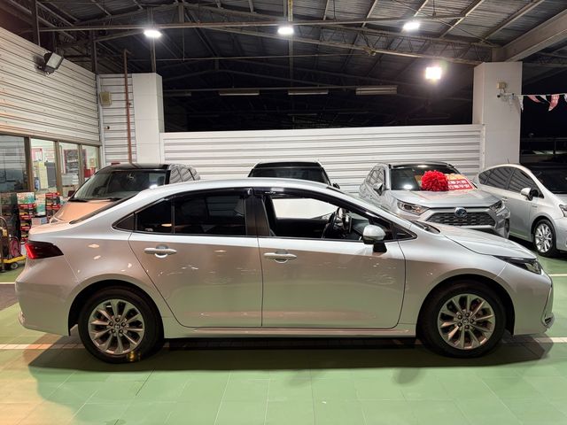 ALTIS 1.8  第4張相片