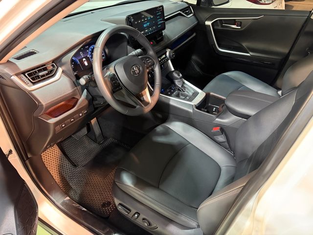 RAV4 2.5 HV  第8張相片