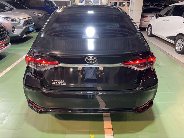 ALTIS 1.8  第6張相片