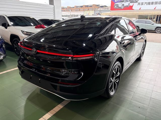 CROWN 2.5  第5張相片