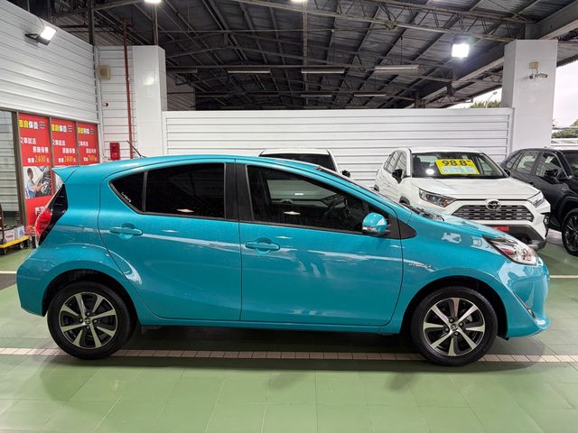 PRIUS C 1.5  第4張相片