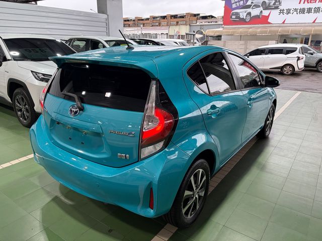 PRIUS C 1.5  第5張相片