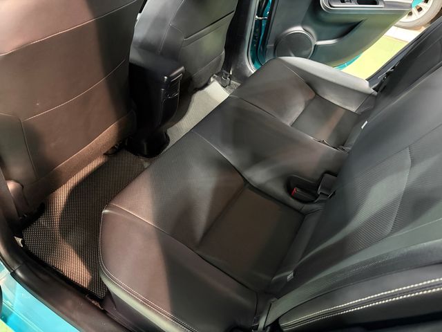 PRIUS C 1.5  第9張相片