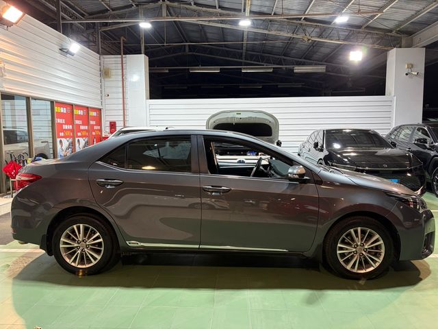 ALTIS 1.8  第4張相片