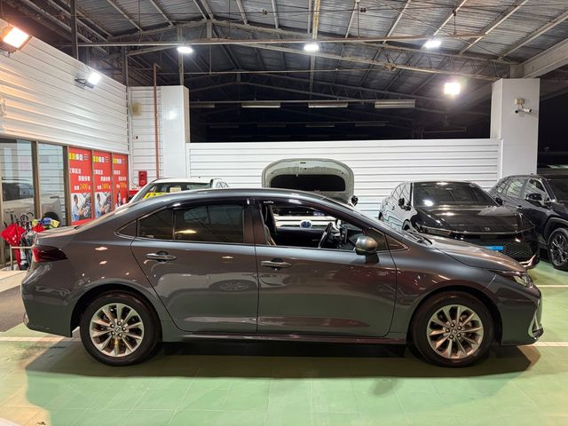 ALTIS 1.8  第4張相片