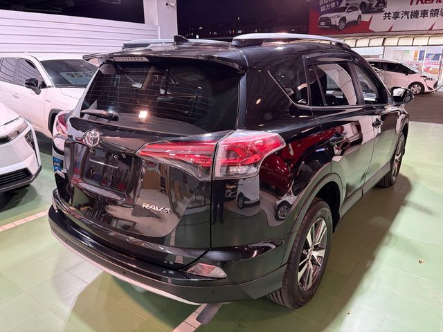 RAV4 2.5  第5張相片