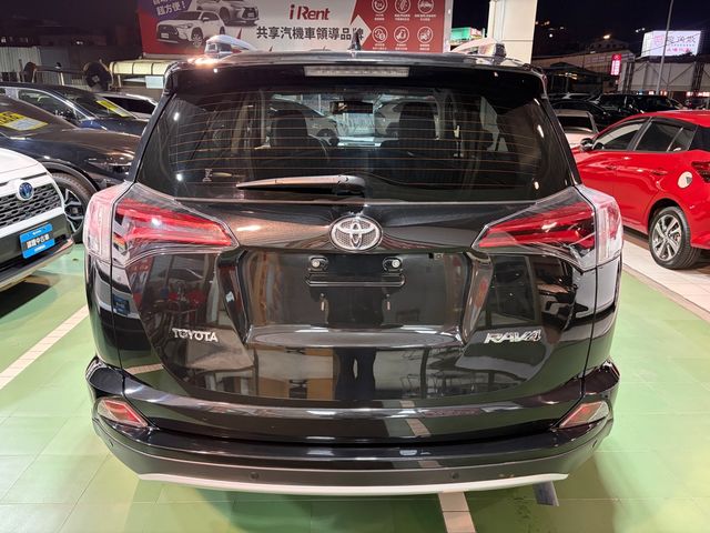 RAV4 2.5  第6張相片