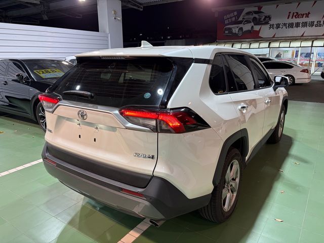 RAV4 2.0  第5張相片