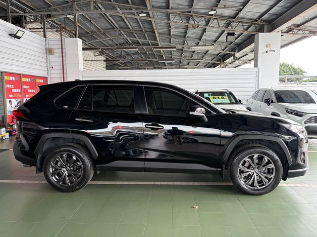 RAV4 2.0  第4張相片