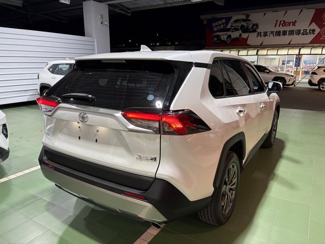 RAV4 2.0  第5張相片