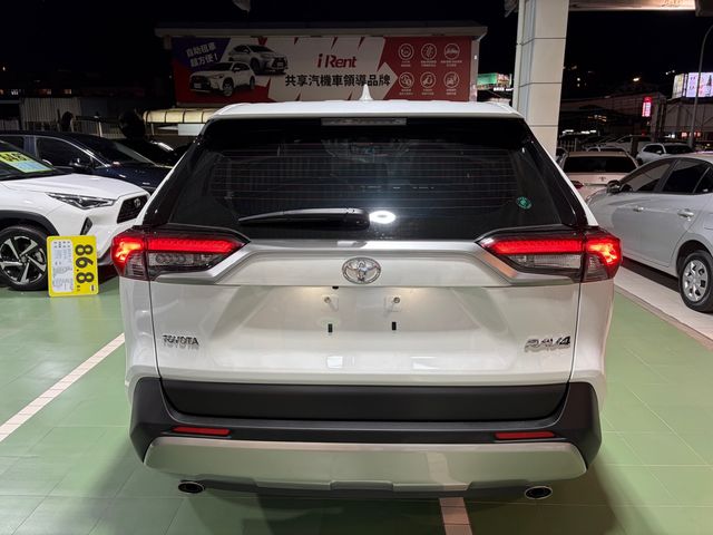RAV4 2.0  第6張相片