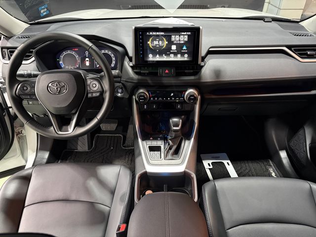 RAV4 2.0  第7張相片