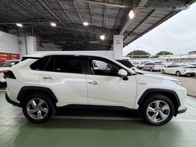 RAV4 2.5 HV  第4張相片
