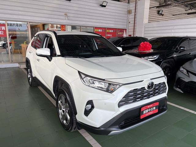 RAV4 2.0  第3張相片