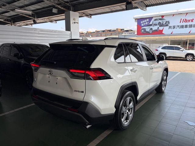 RAV4 2.0  第5張相片