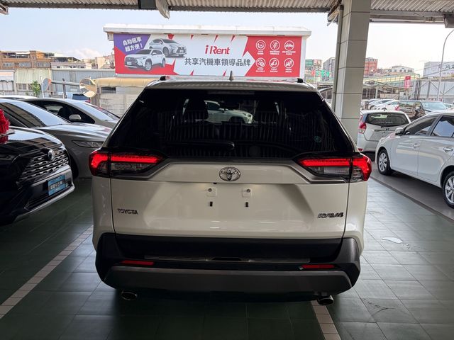 RAV4 2.0  第6張相片