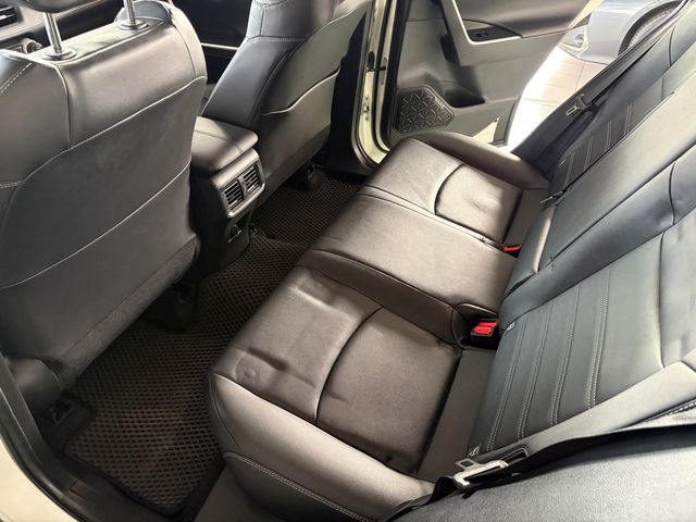 RAV4 2.0  第9張相片