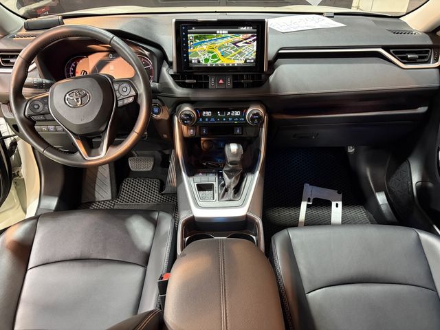 RAV4 2.0  第7張相片