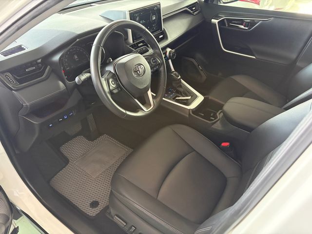 RAV4 2.0  第8張相片