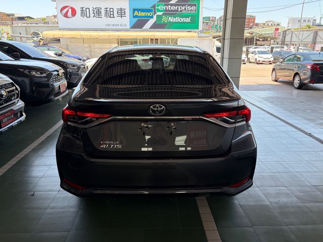 ALTIS 1.8  第7張相片