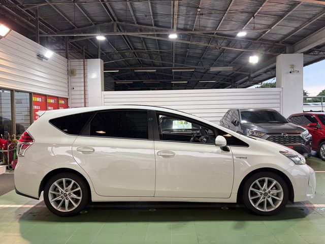 PRIUS α 1.8  第4張相片