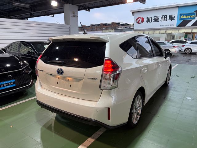 PRIUS α 1.8  第5張相片