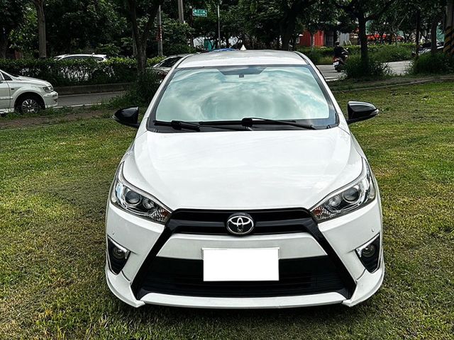 15年YARIS s版 原場空力套件 僅跑10萬 無待修 優質代步 神A首選 全額貸低利率 免頭款  第3張相片