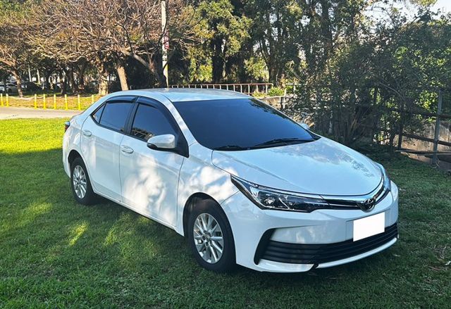 19年 ALTIS 1.8 經典版 實車實價 無待修 全額貸 免頭款 實車在店  第2張相片