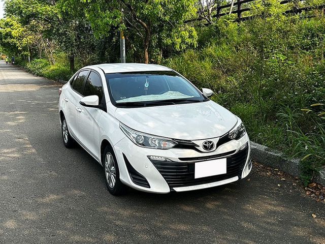 19年式 VIOS 小改款 一手車 無事故 原鈑件 都在原廠保養 無待修 全額貸  第2張相片