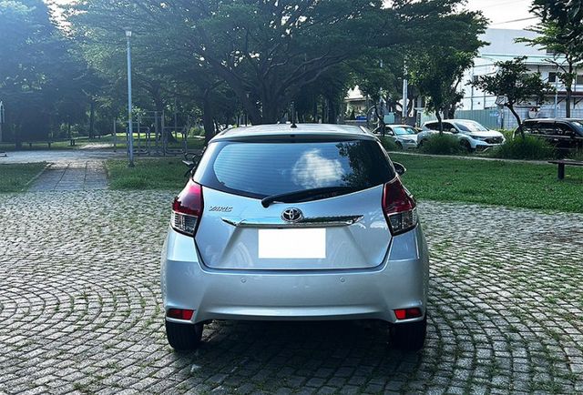 17年式 YARIS 小改款  經典版 一手媽媽買菜車 無事故 無待修 僅跑8萬公里  第8張相片