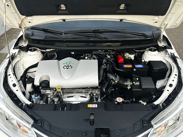 23年式 YARIS 經典版 僅跑3萬公里 一手女用車 原廠保養 原版件無事故 優質代步車  第4張相片