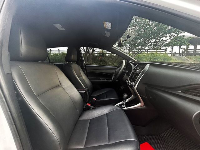 23年式 YARIS 經典版 僅跑3萬公里 一手女用車 原廠保養 原版件無事故 優質代步車  第6張相片