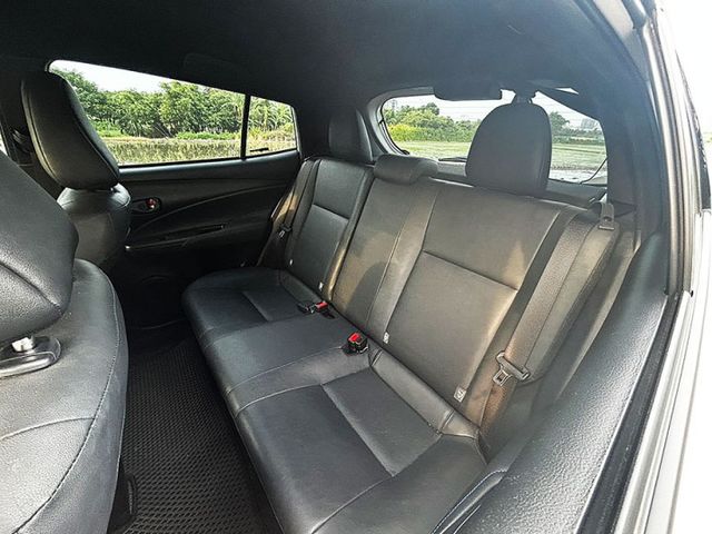 23年式 YARIS 經典版 僅跑3萬公里 一手女用車 原廠保養 原版件無事故 優質代步車  第8張相片