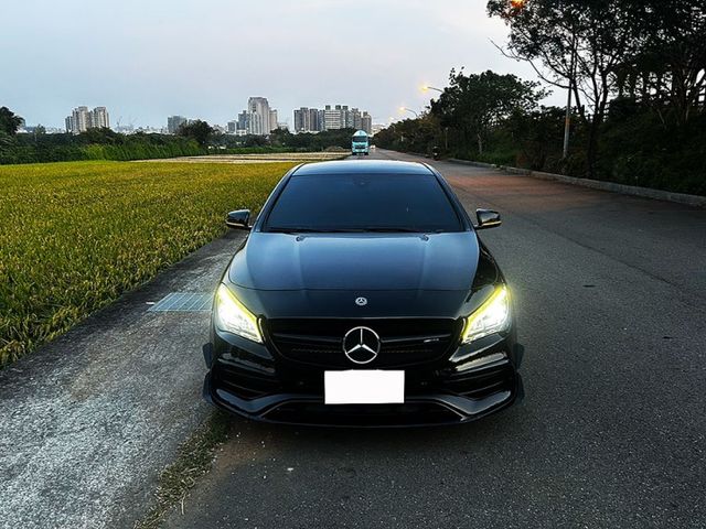 18年式CLA45  獵跑 ED1版 西裝暴徒 披著羊皮的狼381匹 電子懸吊 排氣閥門 原鈑件無待修  第3張相片