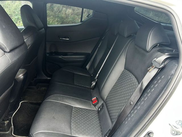 豪華版小改款 ACC跟車 LED 電熱座椅 導航 顯影 I-KEY 9安 盲點 摸門 方控 抬顯 車道偏移  第7張相片