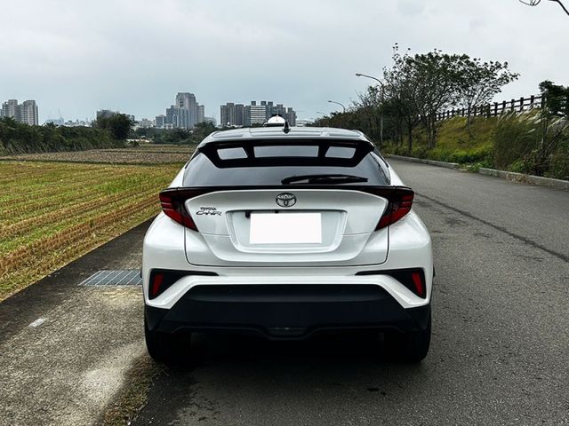 豪華版小改款 ACC跟車 LED 電熱座椅 導航 顯影 I-KEY 9安 盲點 摸門 方控 抬顯 車道偏移  第11張相片