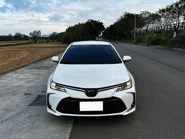 21年式 TOYOTA ALTIS 豪華版 全額貸 低利率.實車實價 一手車.都在原廠保養.  第3張相片