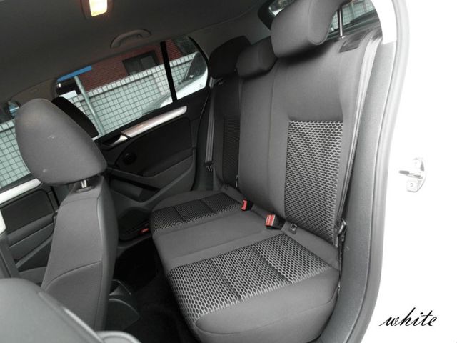 09年GOLF 1.6 CL版頂級款 外觀升級GTI 樣式 無待修 代步車 免10萬開回家  第6張相片