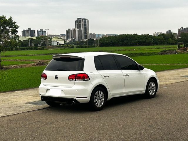 09年GOLF 1.6 CL版頂級款 外觀升級GTI 樣式 無待修 代步車 免10萬開回家  第9張相片
