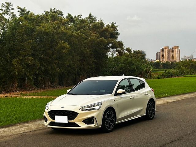 st-line Lommel 版一手車 僅跑2.7萬公里 原鈑件 無事故 無待修 全額帶低利率  第1張相片