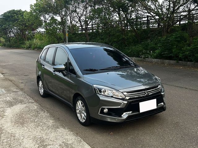 23年 COLT PLUS 輕鬆型 環景影音版 一手車 原鈑件 僅跑1.9萬 媲美新車 只需新車半價  第2張相片