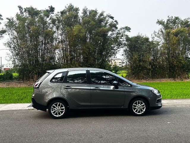 23年 COLT PLUS 輕鬆型 環景影音版 一手車 原鈑件 僅跑1.9萬 媲美新車 只需新車半價  第4張相片